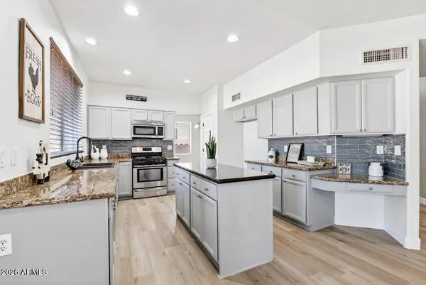 $3,200 | 11530 West Palm Brook Drive, Avondale, AZ 85392