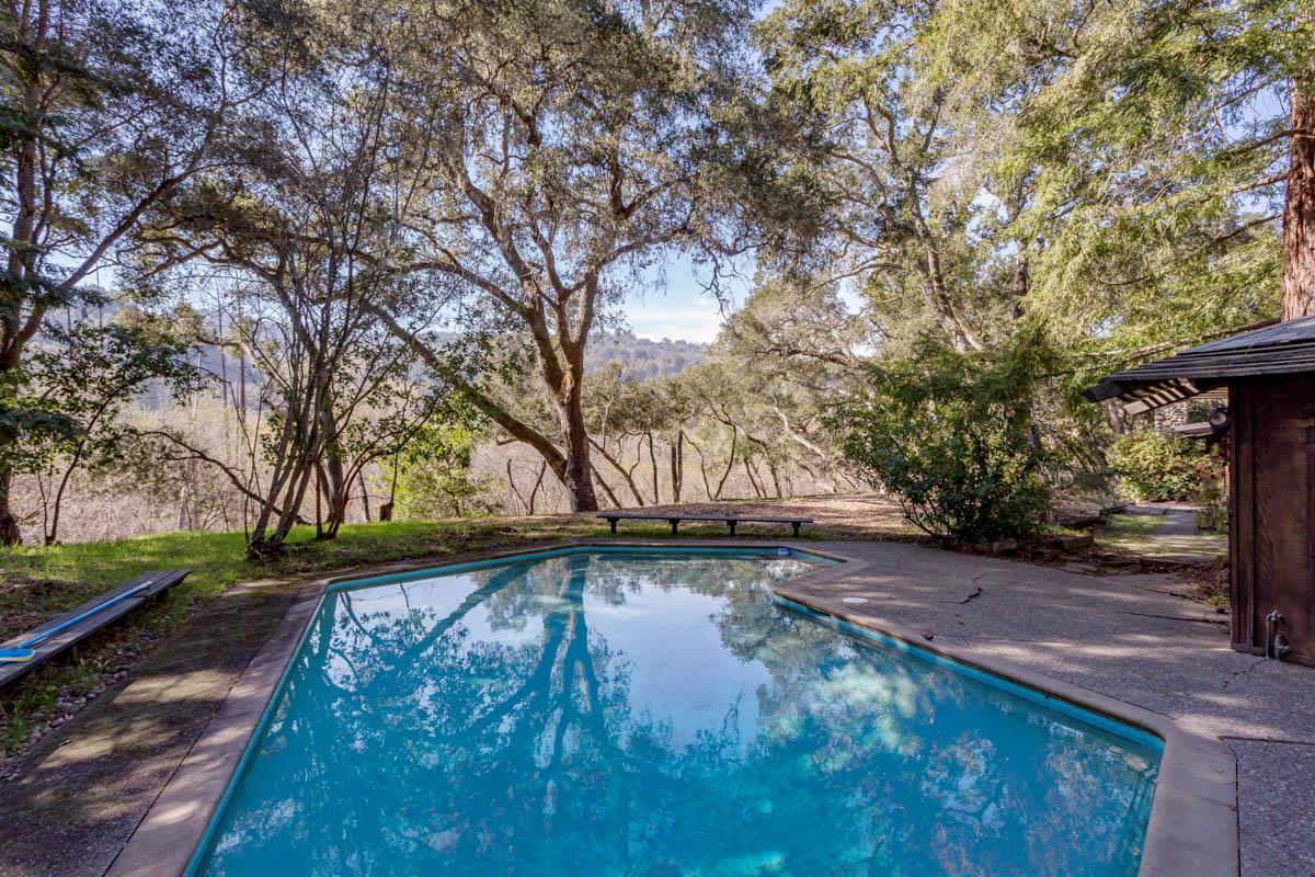 381 Family Farm Road Woodside, CA 94062 - Photo 14 of 16 Gallery Image 14