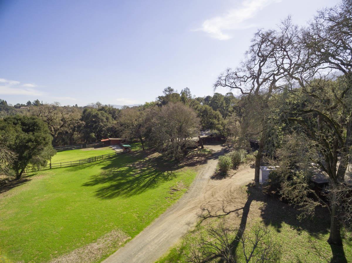 381 Family Farm Road Woodside, CA 94062 - Photo 3 of 16 Gallery Image 3