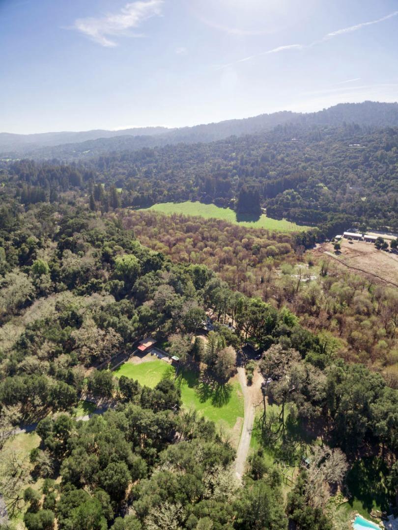 381 Family Farm Road Woodside, CA 94062 - Photo 8 of 16 Gallery Image 8