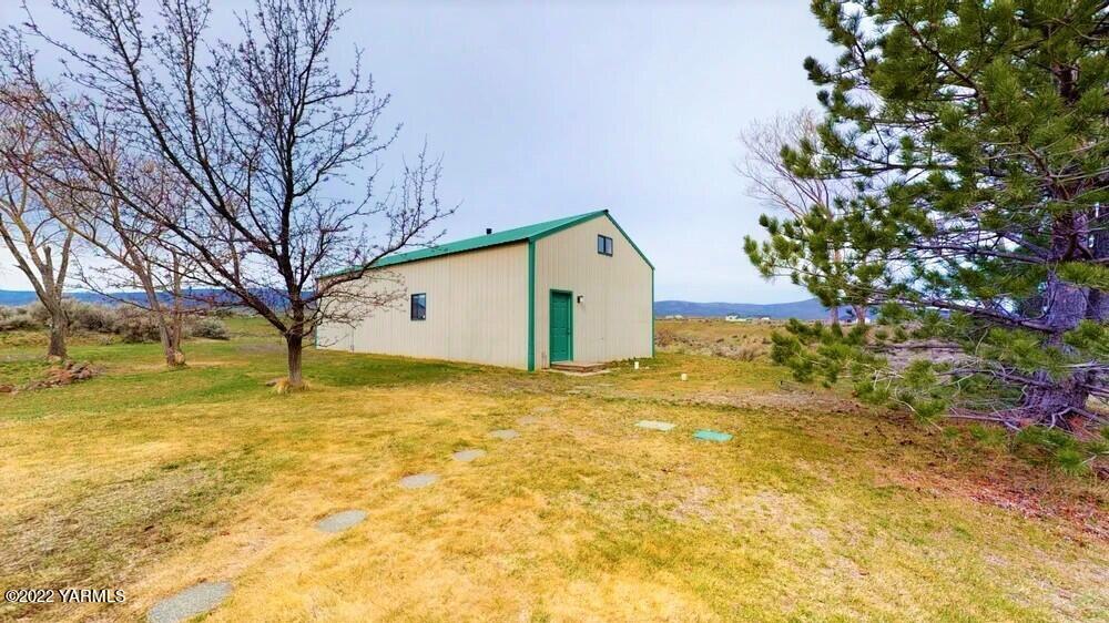 411 Red Tail Road Yakima, WA 98908 - Photo 23 of 64 thumbnail_03.19.2022_11.39.57.jpg 411 Re
