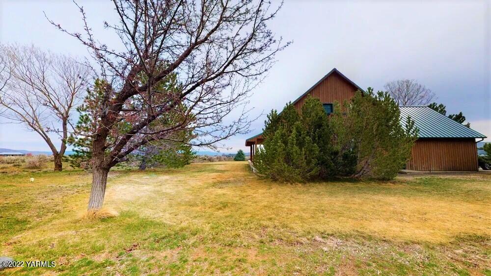 411 Red Tail Road Yakima, WA 98908 - Photo 27 of 64 thumbnail_03.19.2022_11.41.35.jpg 411 Re
