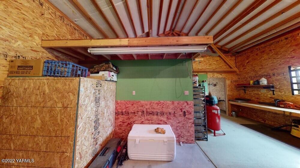 411 Red Tail Road Yakima, WA 98908 - Photo 35 of 64 thumbnail_03.19.2022_11.45.42.jpg 411 Re