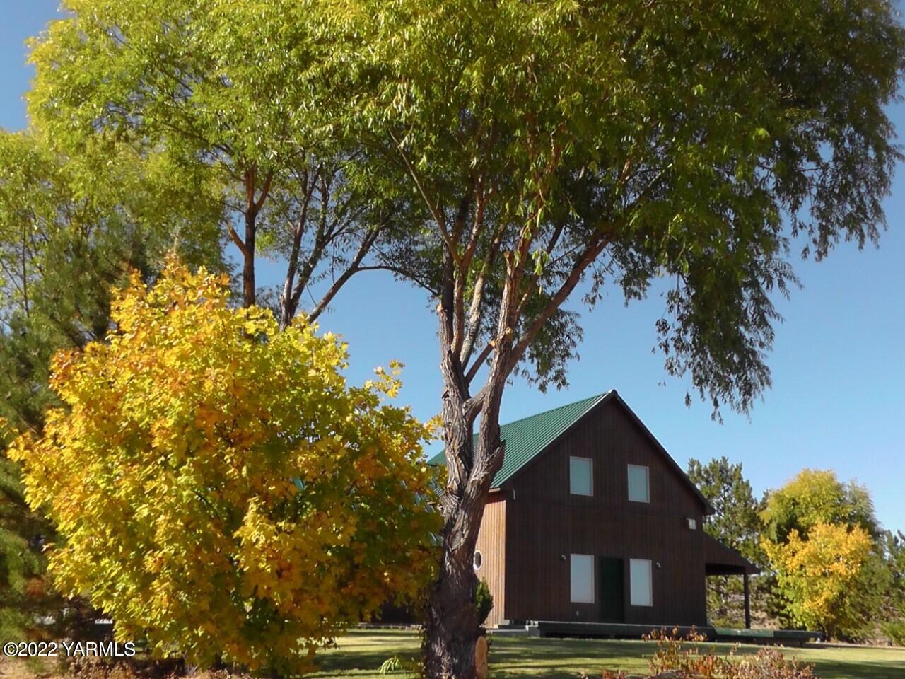411 Red Tail Road Yakima, WA 98908 - Photo 52 of 64 thumbnail_S1640009.jpg 411 Redtail