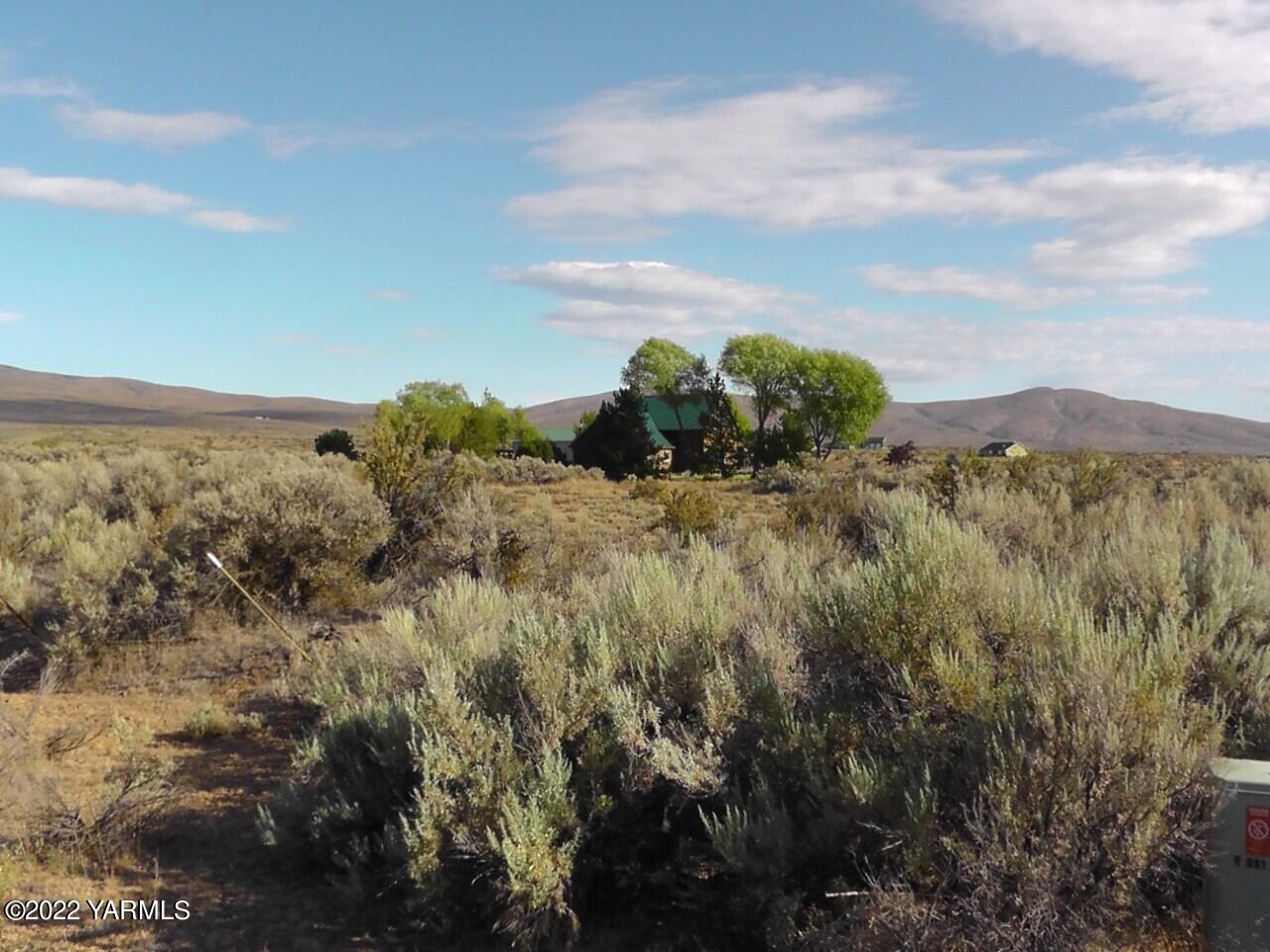 411 Red Tail Road Yakima, WA 98908 - Photo 55 of 64 thumbnail_S2100002.jpg 411 Redtail