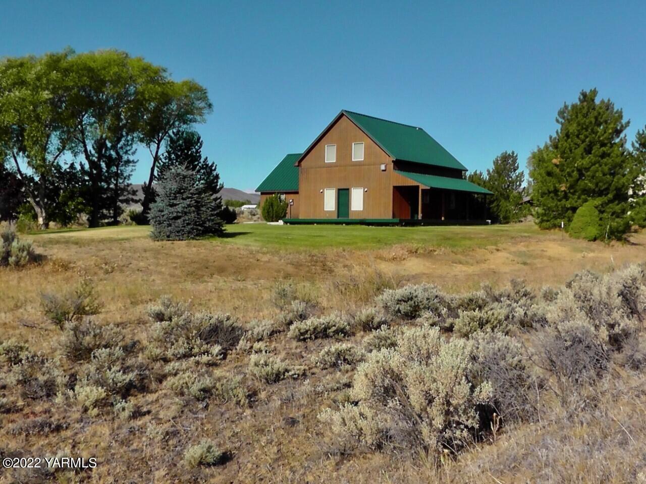 411 Red Tail Road Yakima, WA 98908 - Photo 59 of 64 thumbnail_S2100017.jpg 411 Redtail