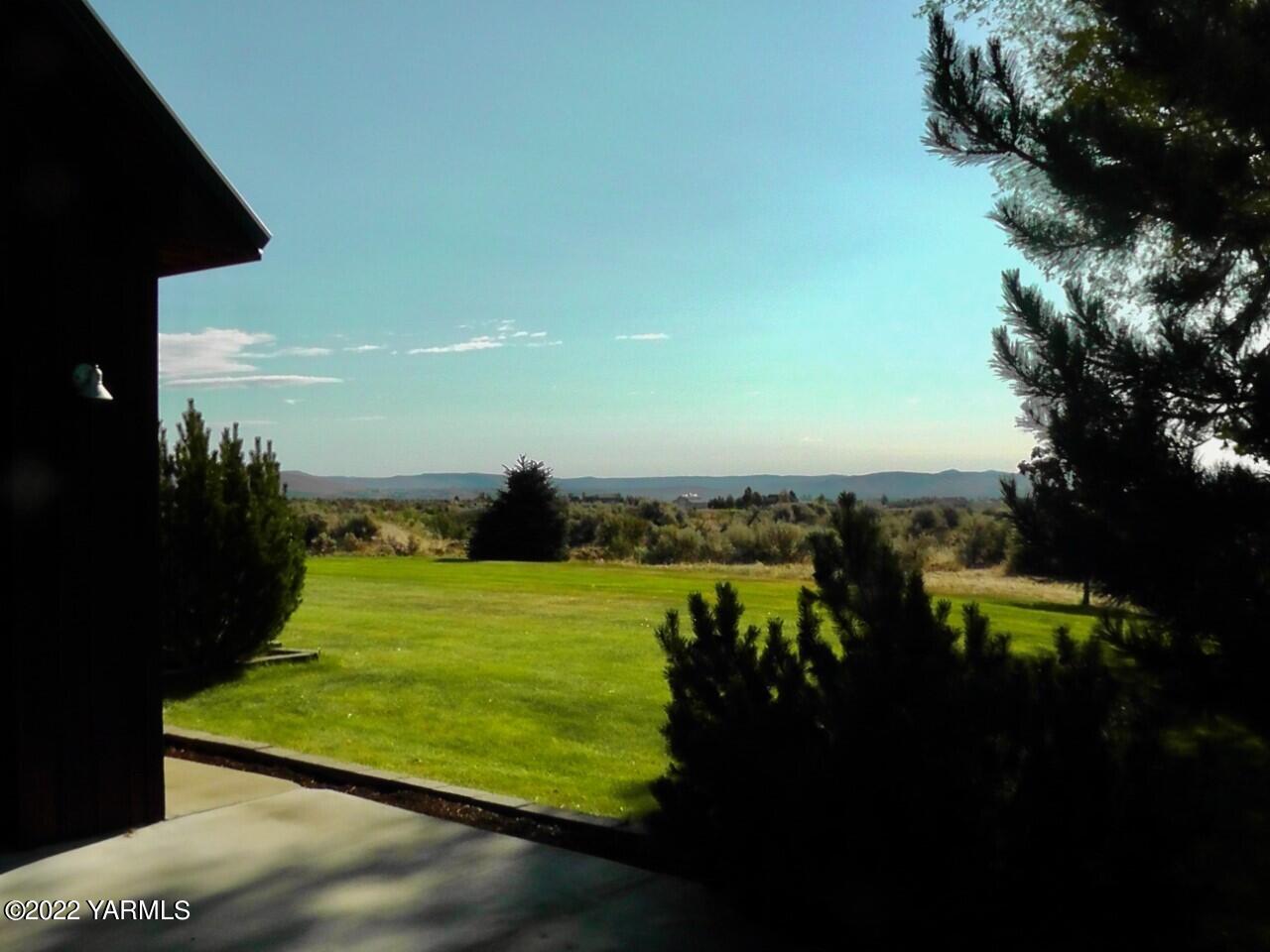 411 Red Tail Road Yakima, WA 98908 - Photo 60 of 64 thumbnail_S2100021.jpg 411 Redtail