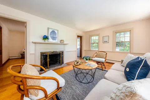 $625,000 | 85 South Street, South Yarmouth, MA 02664