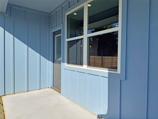 $339,500 | 221 Hester Street, Lexington, TX 78947