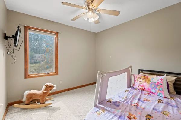 $579,000 | 40 Abbey Court, Cheshire, CT 06410