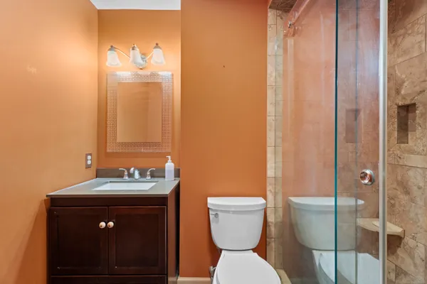 $579,000 | 40 Abbey Court, Cheshire, CT 06410