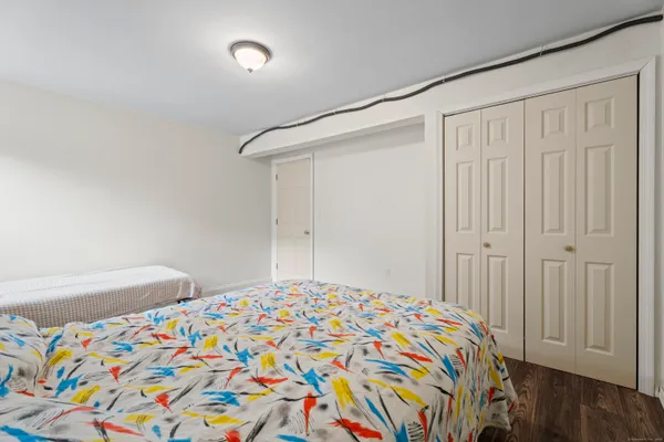 $579,000 | 40 Abbey Court, Cheshire, CT 06410