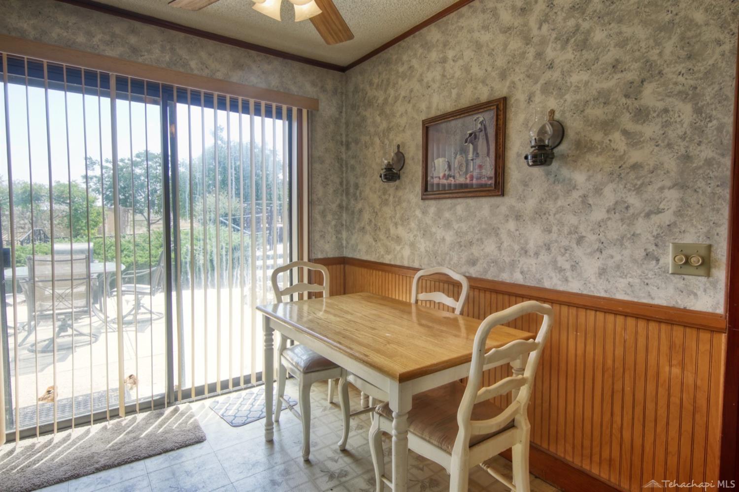 19640 Tucker Road Tehachapi, CA 93561 - Photo 17 of 44 Gallery Image 17