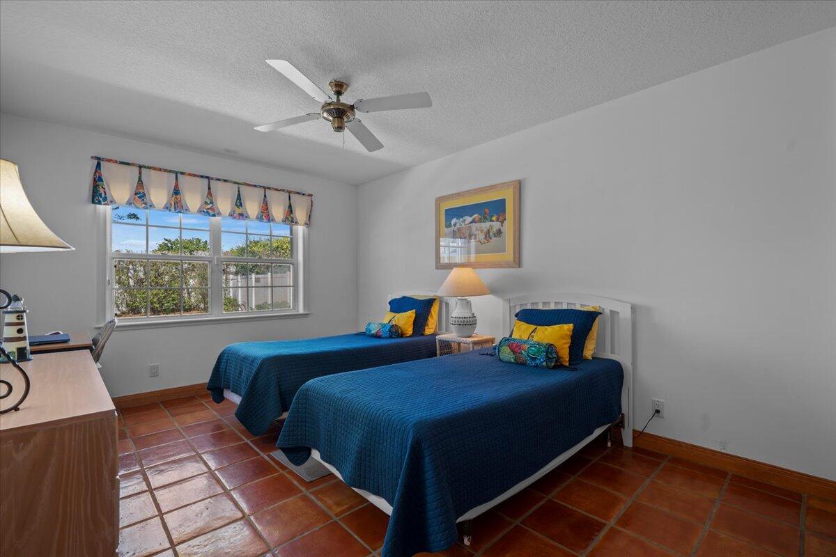 103 Olympus Circle Jupiter, FL 33477 - Photo 33 of 37 21-LUX_9647