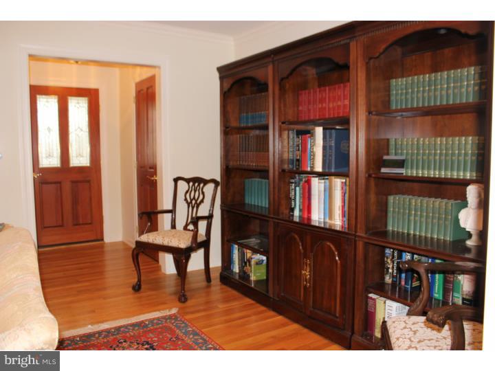 2523 Hill Road Green Lane, PA 18054 - Photo 5 of 25 Foyer