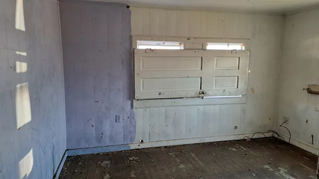 $32,900 | 804 South Neches Street, Coleman, TX 76834