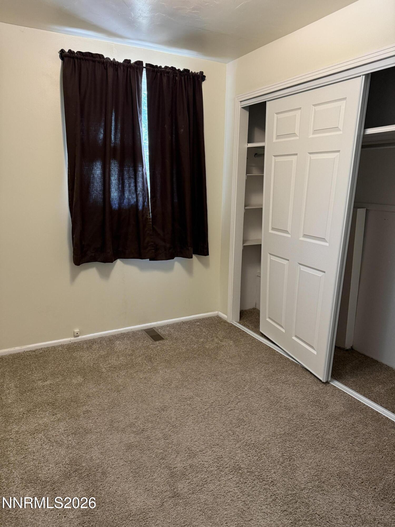 513 South Main Street Yerington, NV 89447 - Photo 9 of 32 Bedroom 3