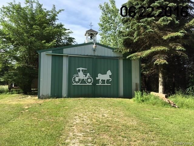 7086 Galbraith Line Road Lexington, MI 48450 - Photo 3 of 33 IMG_0211.JPG