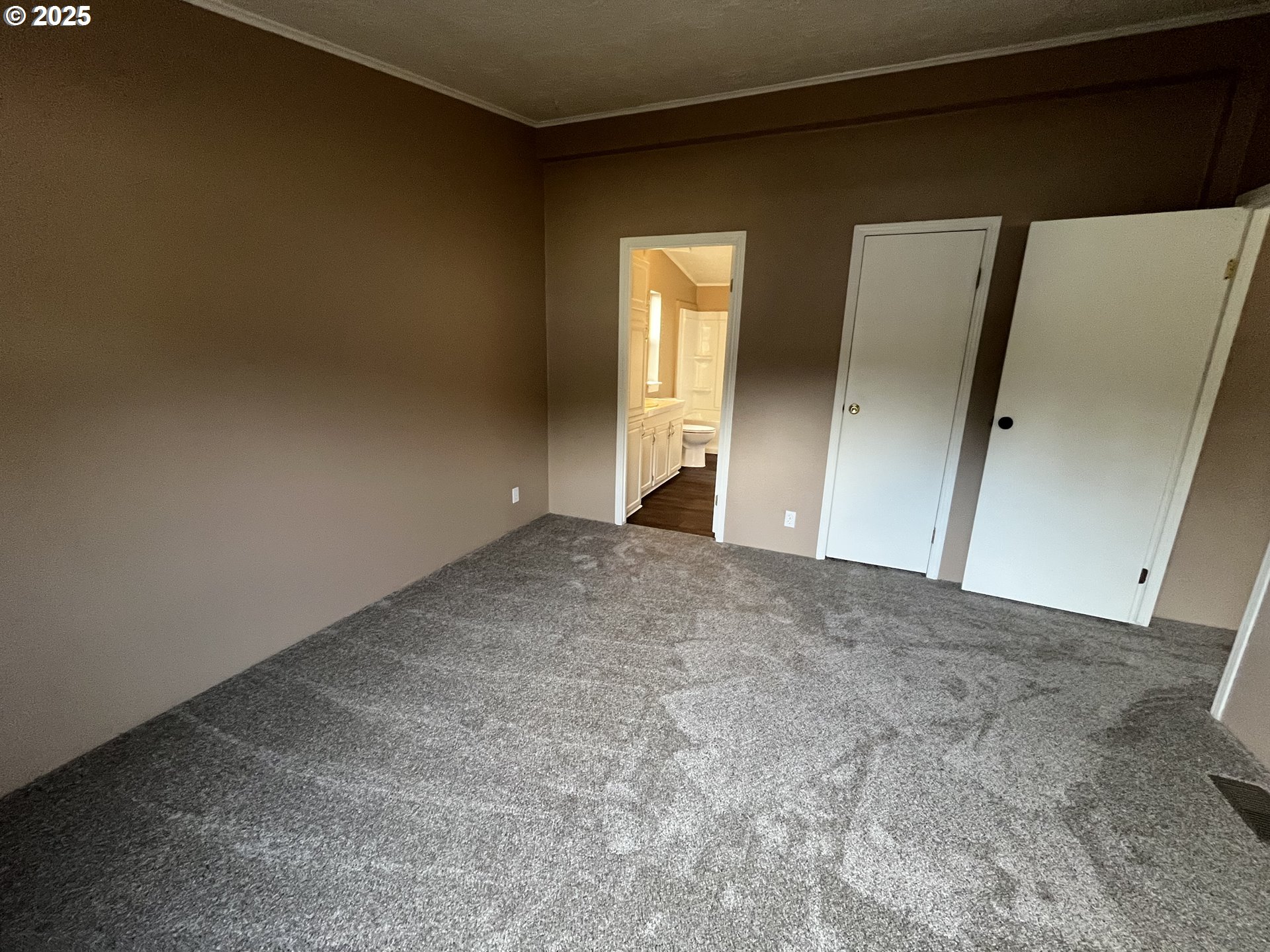 7032 Main Street Springfield, OR 97478 - Photo 13 of 17 a view of empty room