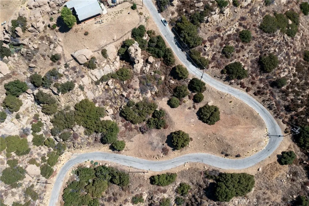0 Thompson Chatsworth, CA 91311 - Photo 10 of 12 a view of a backyard of a house