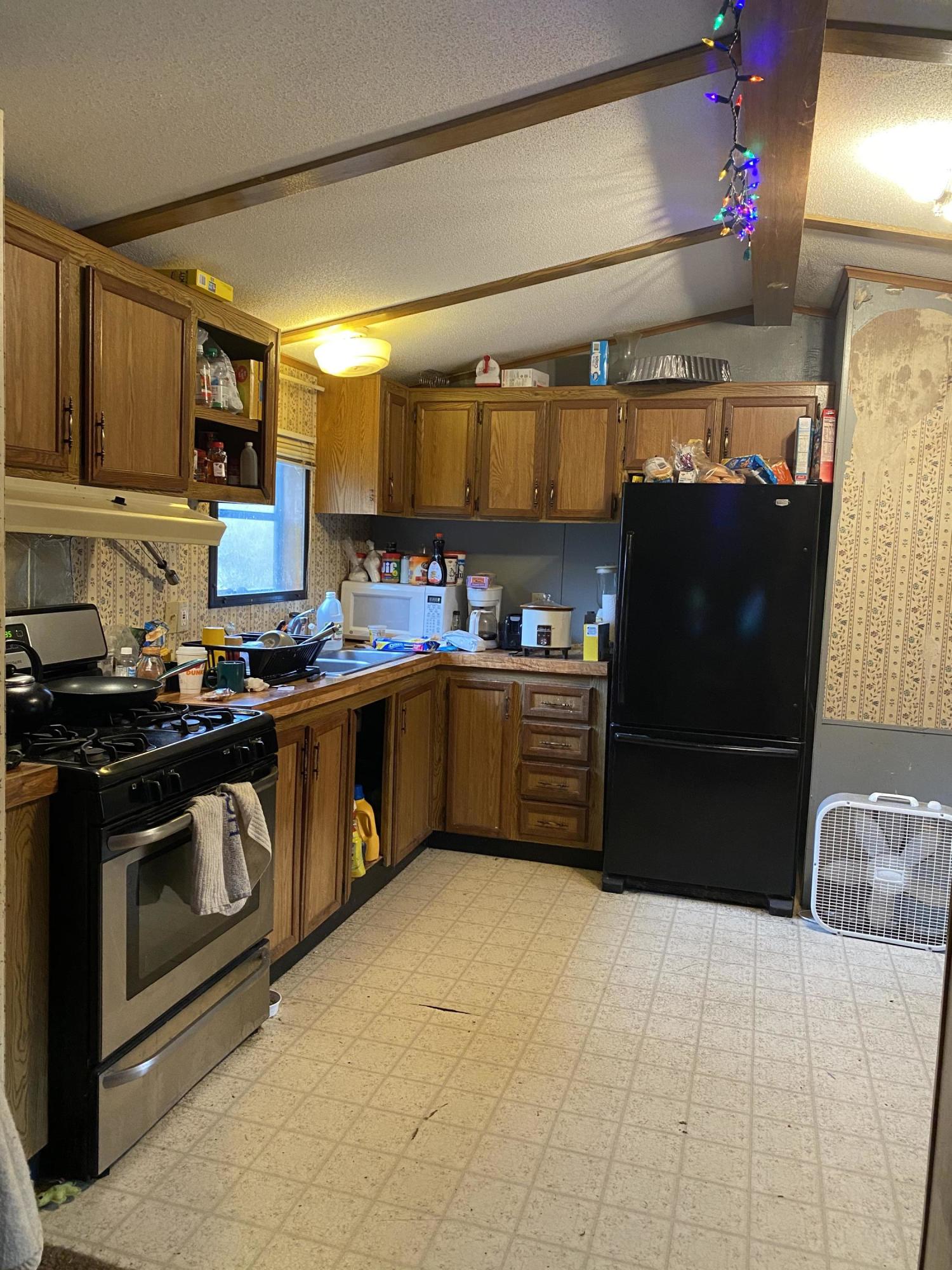 161 Cross Road Hancock, ME 04640 - Photo 21 of 21 Mobile Home Kitchen