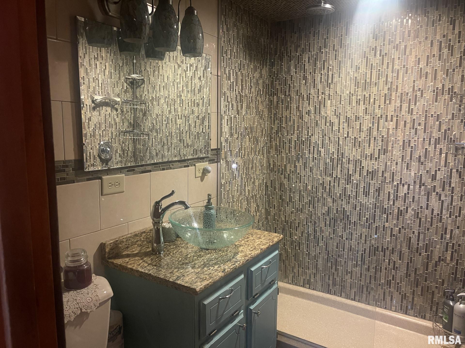 9574 Highway 78 Kewanee, IL 61443 - Photo 6 of 18