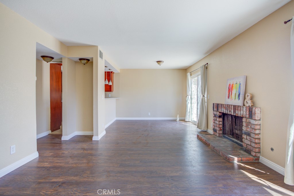 555 South Azusa Avenue, Unit 32 Azusa, CA 91702 - Photo 12 of 36