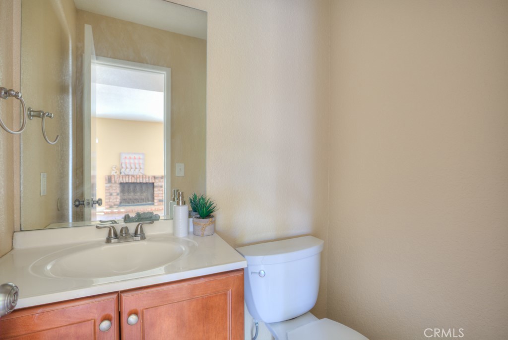 555 South Azusa Avenue, Unit 32 Azusa, CA 91702 - Photo 14 of 36