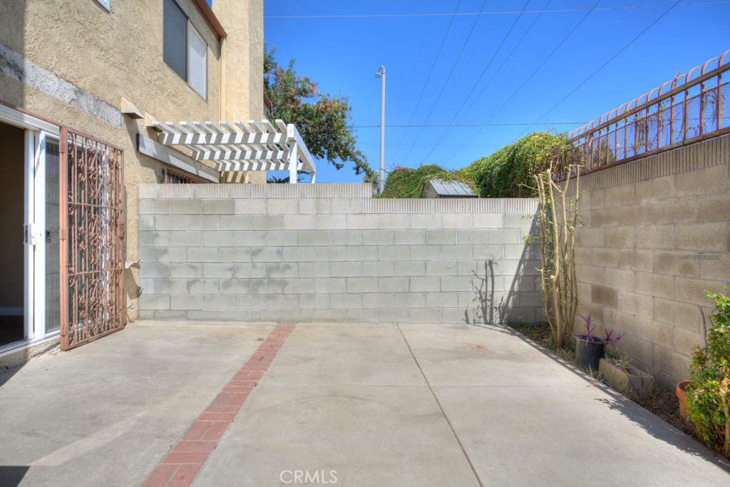 555 South Azusa Avenue, Unit 32 Azusa, CA 91702 - Photo 36 of 36