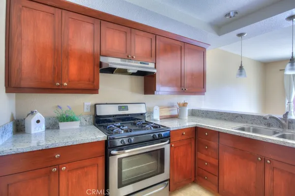 $3,000 | 555 South Azusa Avenue, Unit 32, Azusa, CA 91702