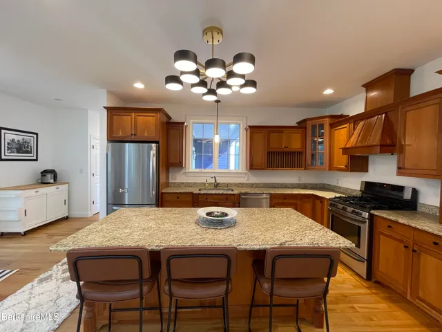 $1,395,000 | 124 Egremont Plain Road, Egremont, MA 01230