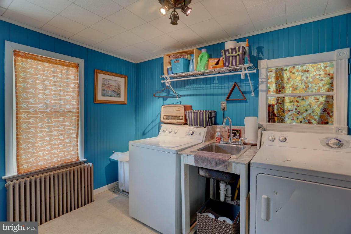 137 South Spruce Street Lititz, PA 17543 - Photo 12 of 20
