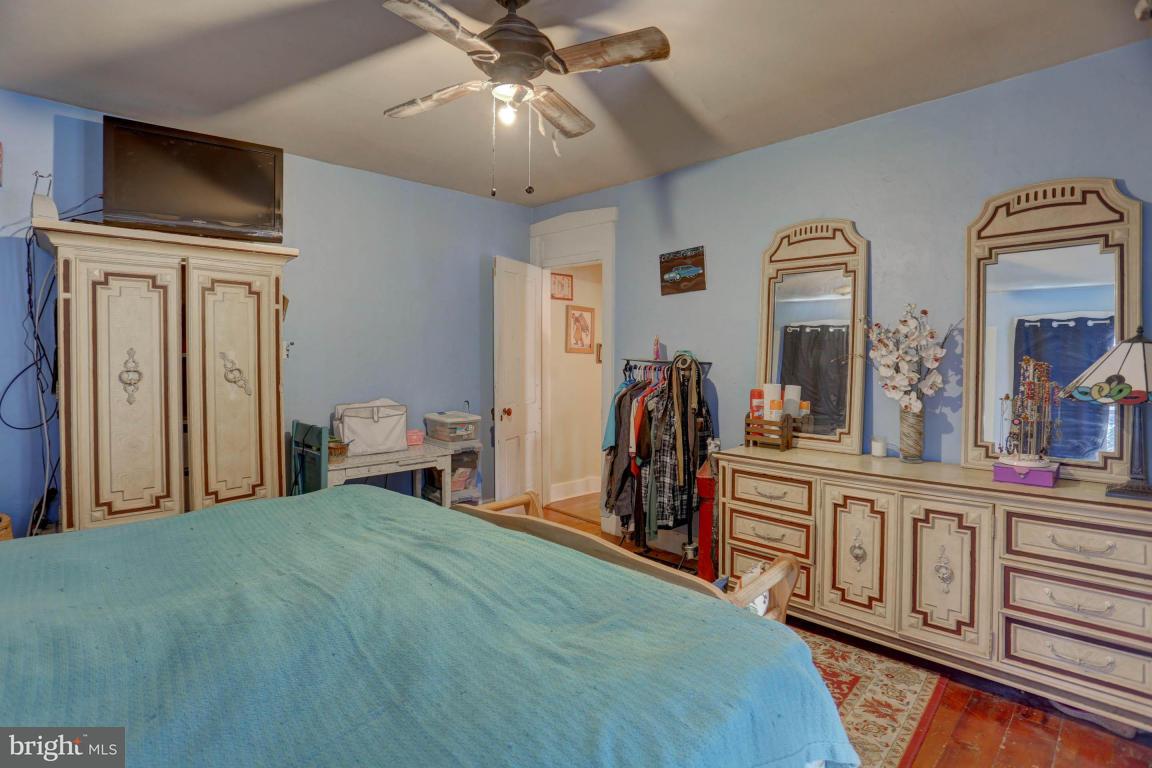 137 South Spruce Street Lititz, PA 17543 - Photo 16 of 20
