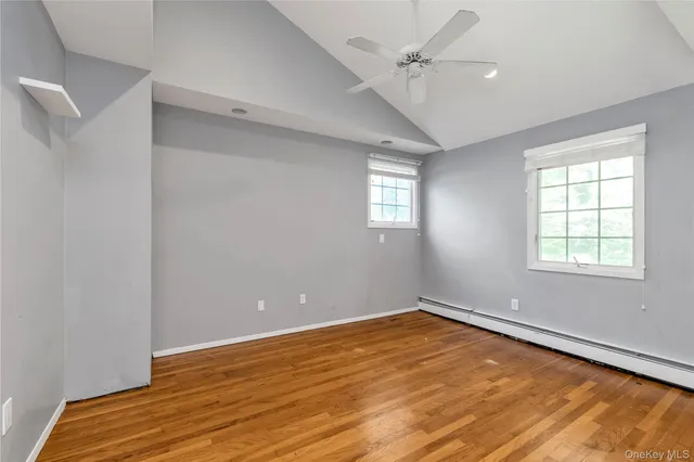 $1,700,000 | 8 Lisa Drive, Dix Hills, NY 11746