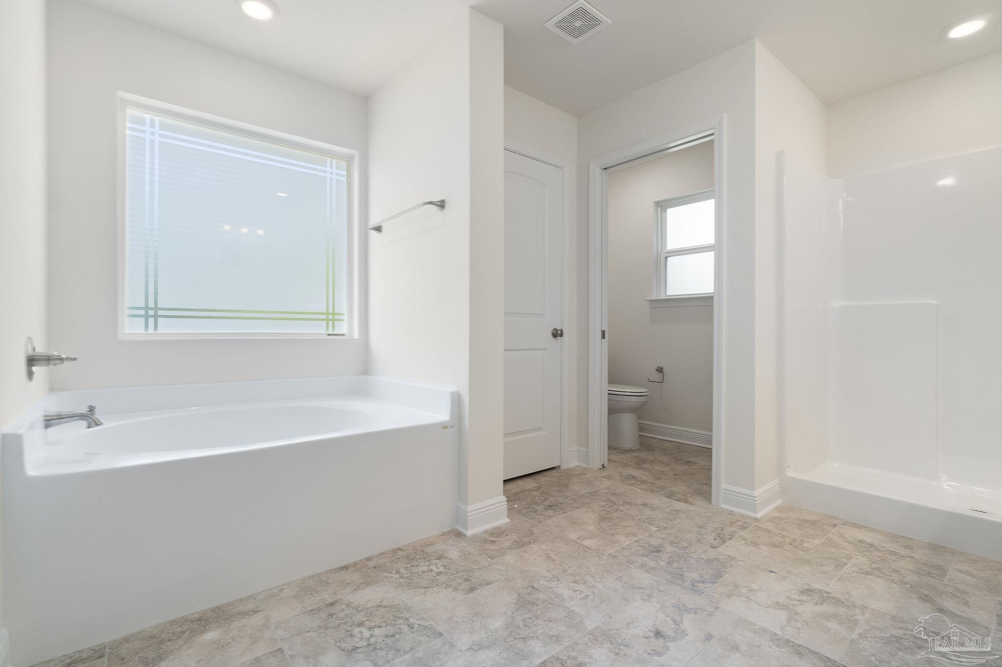 10094 American Farms Road Milton, FL 32583 - Photo 3 of 29 Gallery Image 3