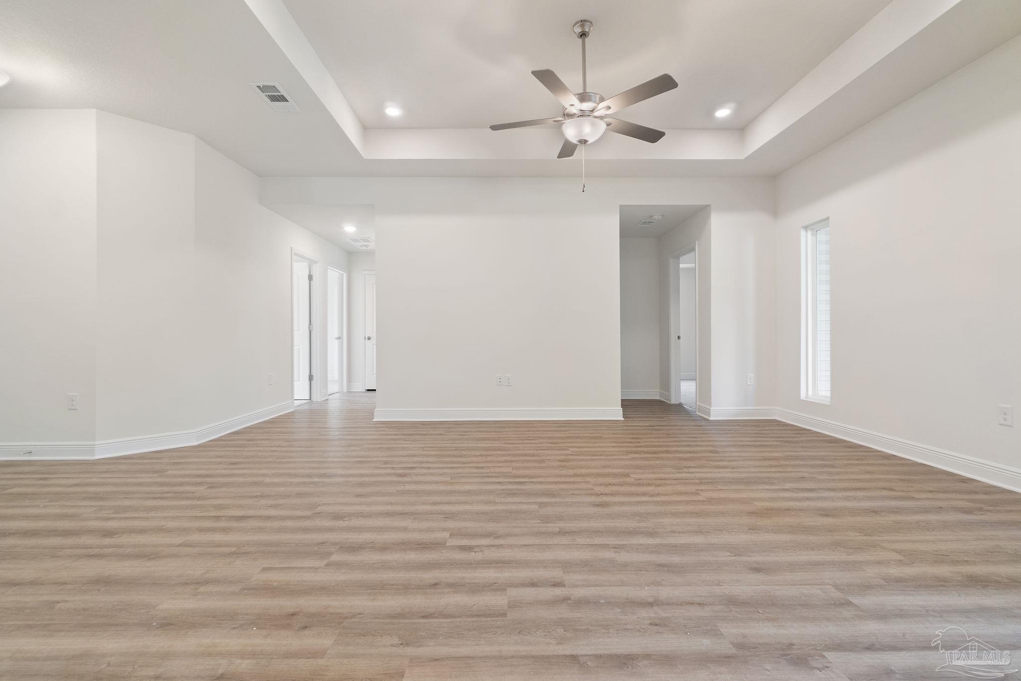 10094 American Farms Road Milton, FL 32583 - Photo 6 of 29 Gallery Image 6