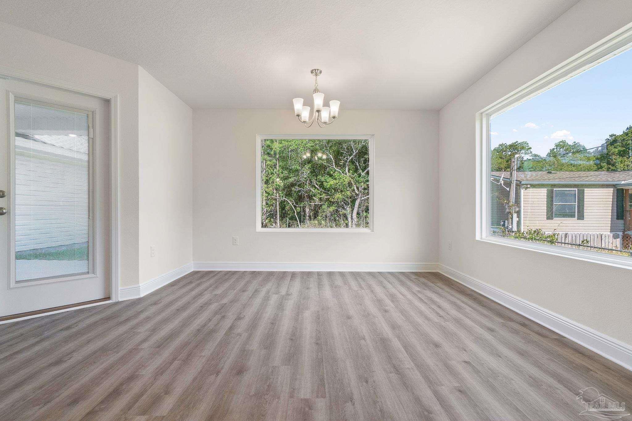 10094 American Farms Road Milton, FL 32583 - Photo 7 of 29 Gallery Image 7
