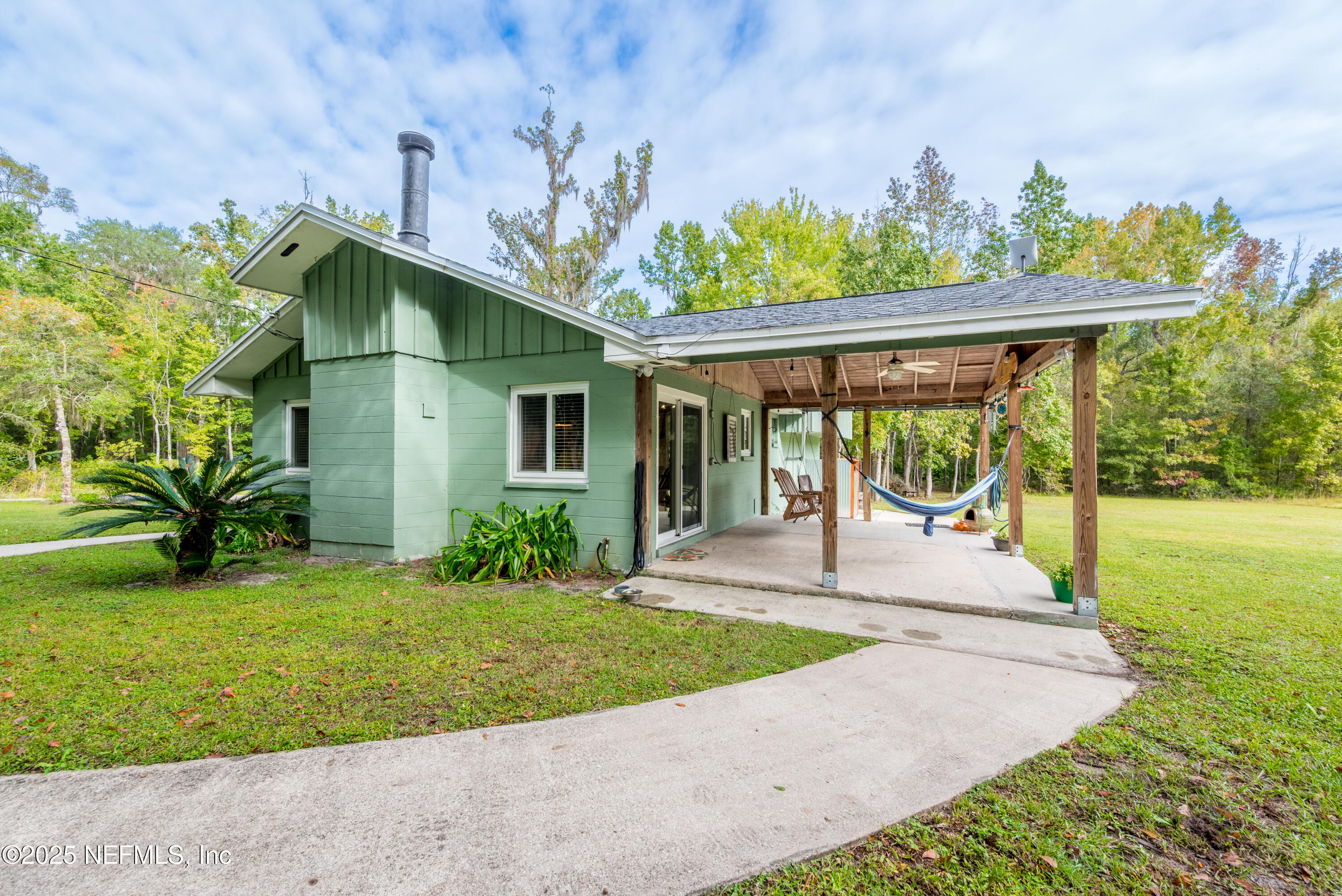 18311 Northeast 21 Street Gainesville, FL 32609 - Photo 54 of 80 18311 NE 21st St-20