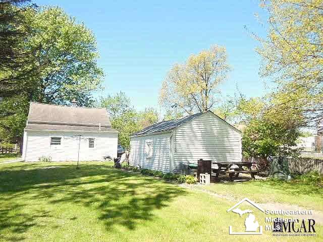 8460 Secor Road Lambertville, MI 48144 - Photo 5 of 9