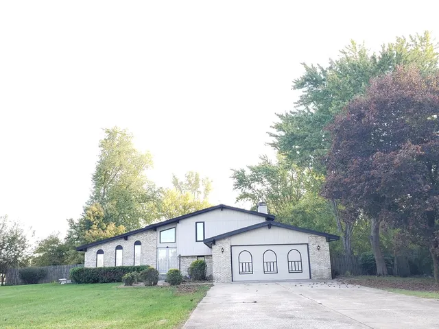 $2,000 | 24805 Murphy Road, Wilmington, IL 60481