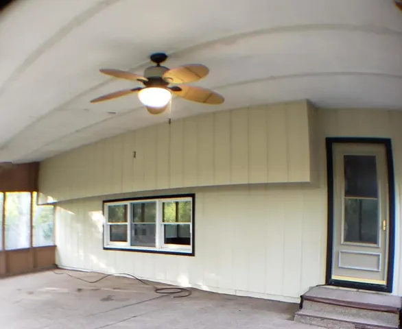 $2,000 | 24805 Murphy Road, Wilmington, IL 60481