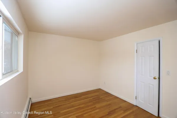 $1,950 | 30 Lamb Avenue, Unit 5D, Saugerties, NY 12477