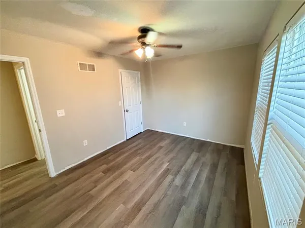 $2,150 | 108 Chestnut Grove Circle, Belleville, IL 62221