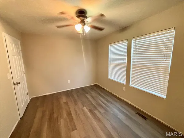 $2,150 | 108 Chestnut Grove Circle, Belleville, IL 62221