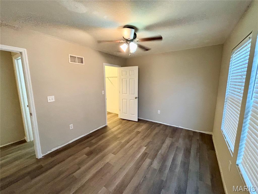 108 Chestnut Grove Circle Belleville, IL 62221 - Photo 8 of 31