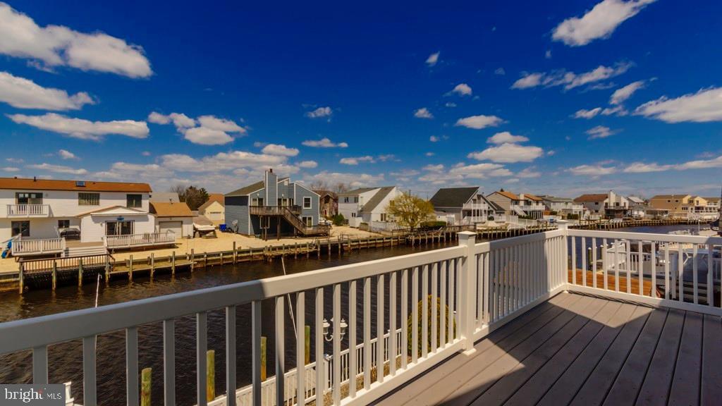 161 Peter Road Manahawkin, NJ 08050 - Photo 3 of 35