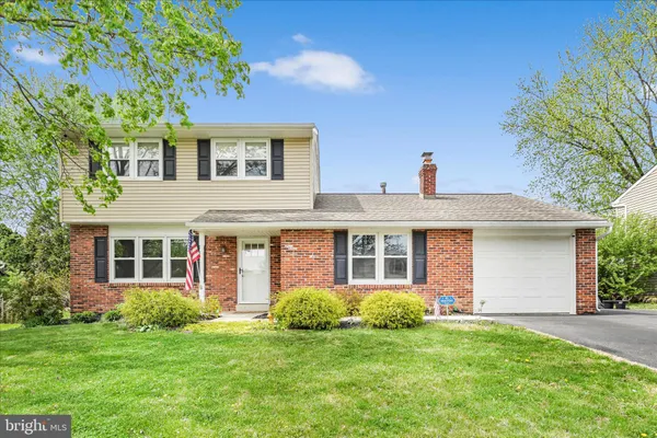 $399,900 | 740 Wisteria Avenue, Reading, PA 19606