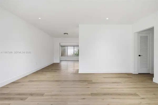 $3,700 | 11434 Southwest 81st Road, Unit 11434, Pinecrest, FL 33156