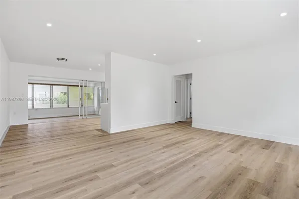 $3,700 | 11434 Southwest 81st Road, Unit 11434, Pinecrest, FL 33156