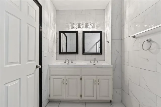 $350,000 | 2455 South 18th Street, Kansas City, KS 66106